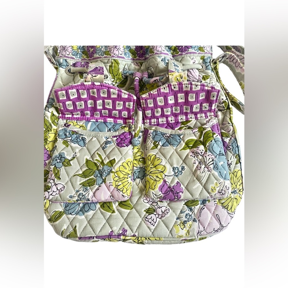 Vera Bradley Daisy Hipster Crossbody Tote Excellent Condition - Picture 16 of 16